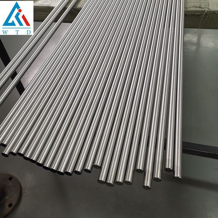 Titanova palica stopnje 4